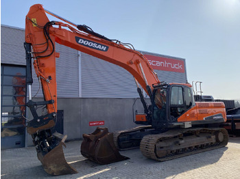 Гусеничный экскаватор DOOSAN DX300LC-5