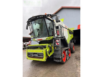 Зерноуборочный комбайн CLAAS Lexion 8700