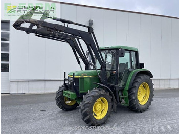 Трактор JOHN DEERE 6110