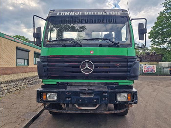 Автобетоносмеситель Mercedes-Benz 2527 B 6X4: фото 2