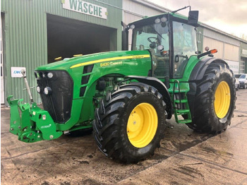 Трактор JOHN DEERE 8030 Series