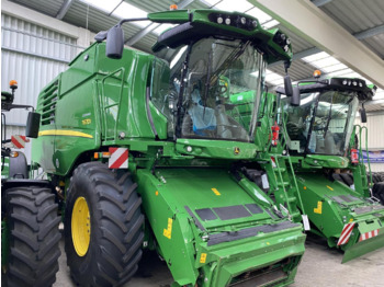 Зерноуборочный комбайн JOHN DEERE T670