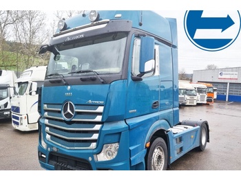 Тягач MERCEDES-BENZ Actros 1863