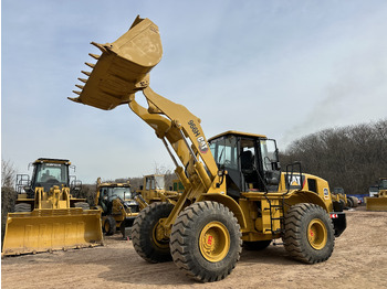 Колёсный погрузчик CATERPILLAR 966H