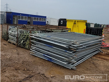 Строительное оборудование Bundle of Heras Fencing, Pallet of Heras Fencing Feet (2 of), Stillage of Basket Hooks ( 5 of): фото 3