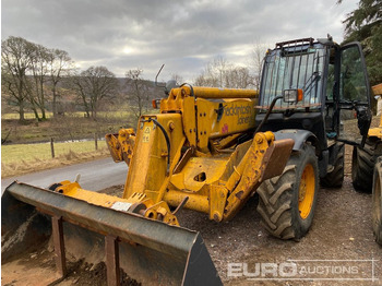 Телескопический погрузчик JCB