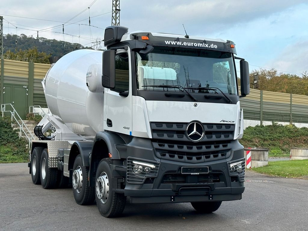 Mercedes-Benz AROCS 5 4242 8x4 Euro3 EuromixMTP EM 12m R  лизинг Mercedes-Benz AROCS 5 4242 8x4 Euro3 EuromixMTP EM 12m R: фото 12