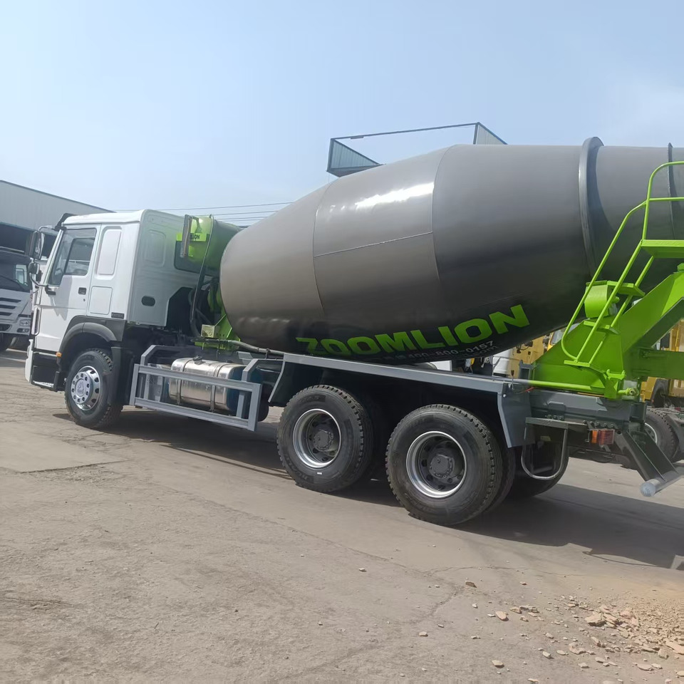 Автобетоносмеситель Sinotruk HOWO 6*4 Concrete mixer truck: фото 7