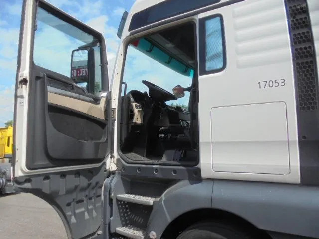 Тягач MAN TGX 26-420 XL EUR6: фото 10