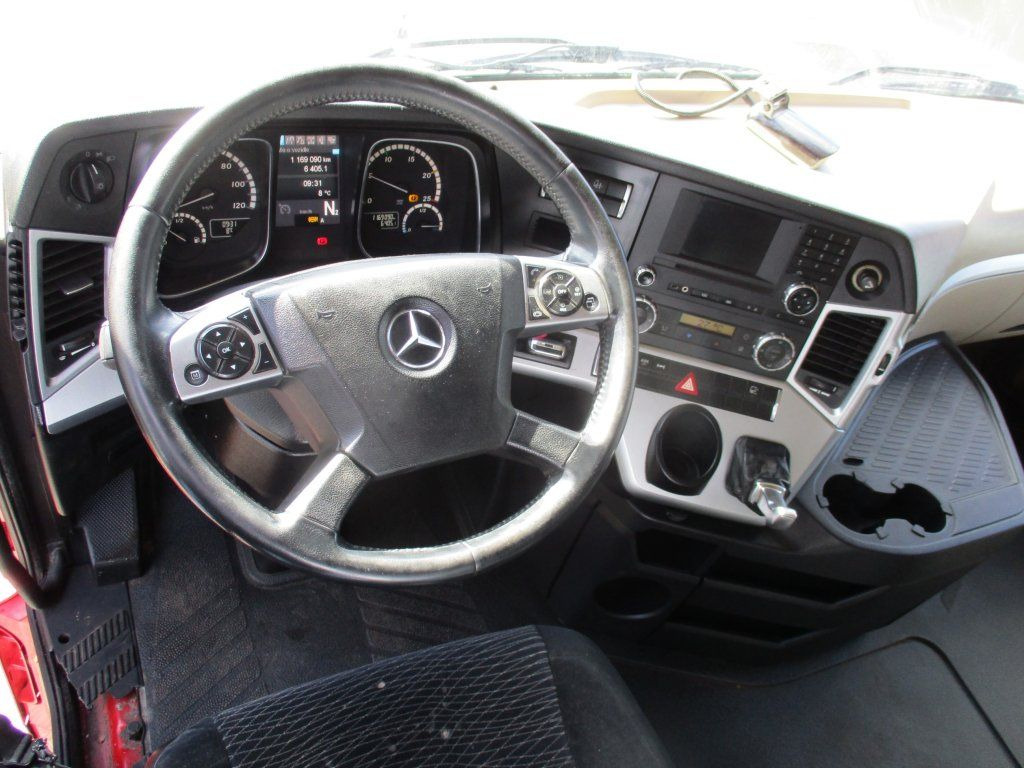 Тягач Mercedes-Benz 1845 Actros EEV MEGA/lowdeck: фото 15