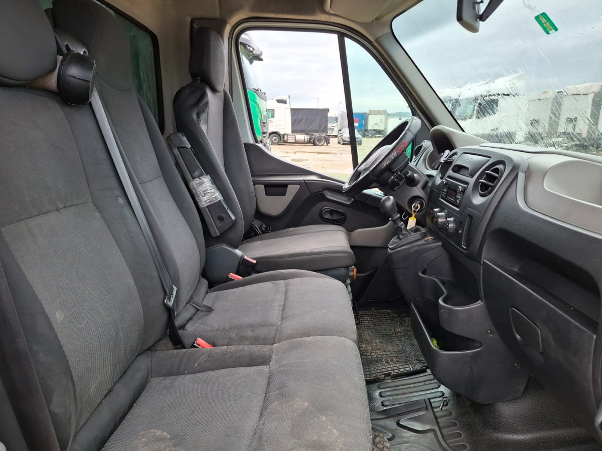 Тентованный фургон RENAULT Master PLANDEKA: фото 10