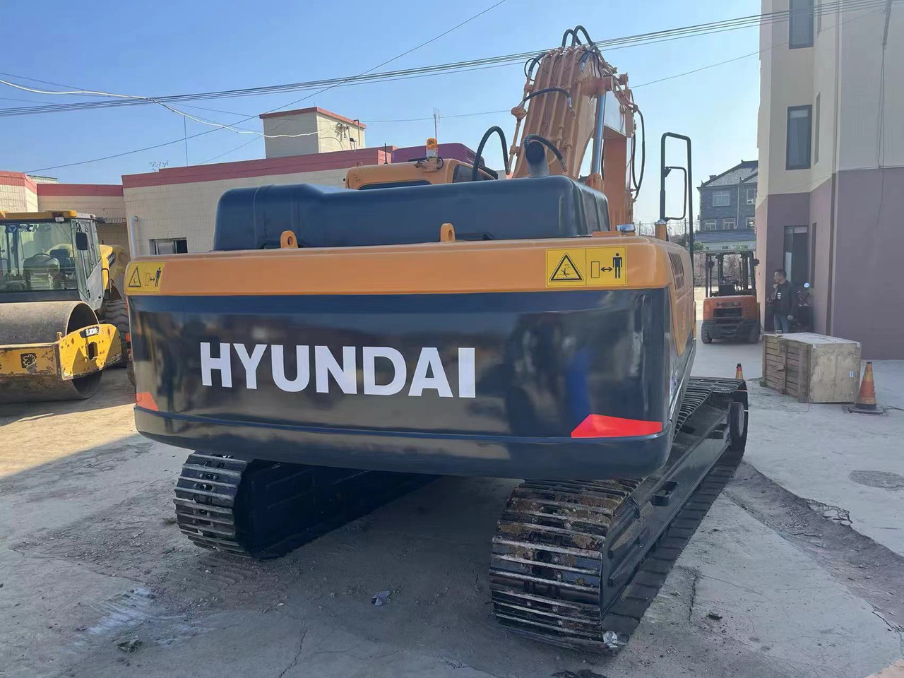 Гусеничный экскаватор Hyundai R305LC-9T: фото 8