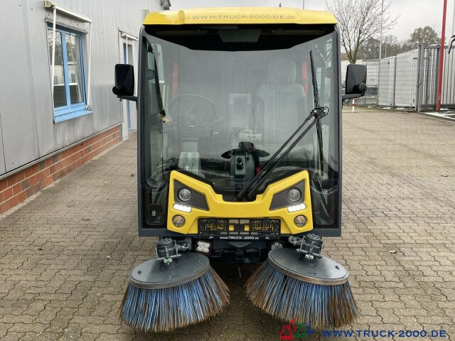 Подметально-уборочная машина Schmidt Johnston Bucher Sweeper CX 201 Kehren + Sprühen Klima: фото 14