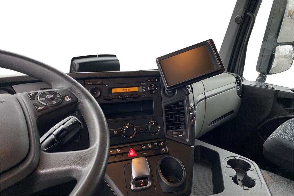 Грузовик с закрытым кузовом Mercedes-Benz ACTROS 5 SM 1827 L KSA: фото 15