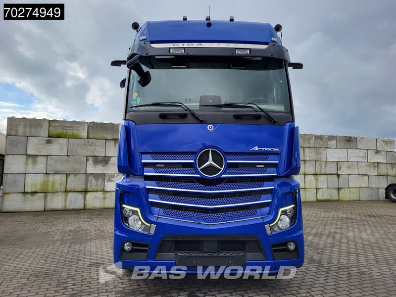 Тягач Mercedes-Benz Actros 2145 4X2 GigaSpace 2x Tanks MirrorCam: фото 13