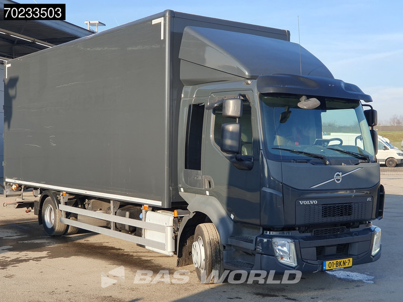 Грузовик с закрытым кузовом Volvo FL 210 4X2 12tonner NL-Truck Automatic Ladebordwand Euro 6: фото 11