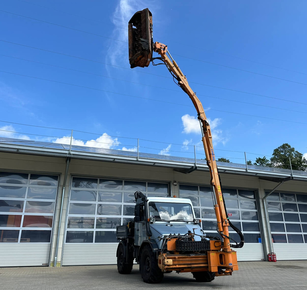 Манипуляторная косилка Unimog Frontauslegermähgerät  Mulag FME600: фото 6