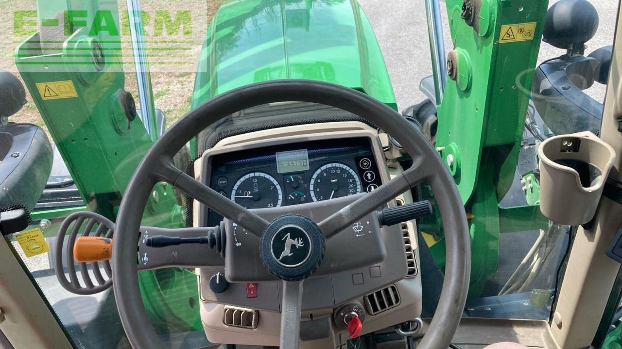 Трактор John Deere 6150m: фото 10