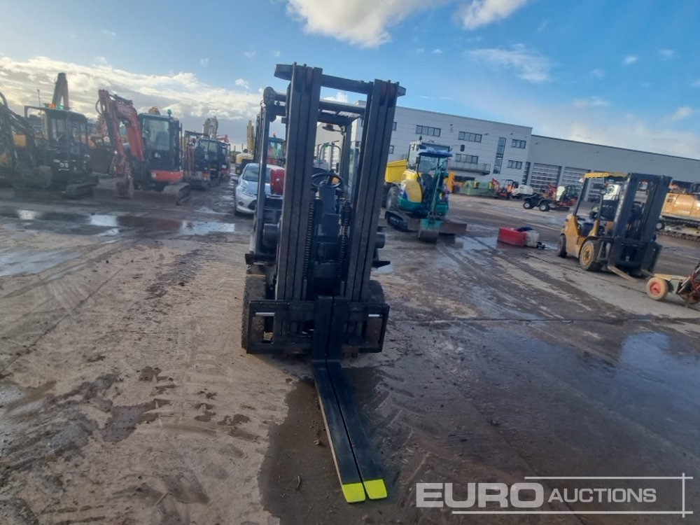 Вилочный погрузчик 2016 UniCarriers U1D2A20LH Gas Forklift, 3 Stage Free Lift Mast, Side Shift, Forks: фото 8