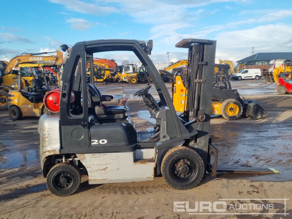 Вилочный погрузчик 2016 UniCarriers U1D2A20LH Gas Forklift, 3 Stage Free Lift Mast, Side Shift, Forks: фото 6