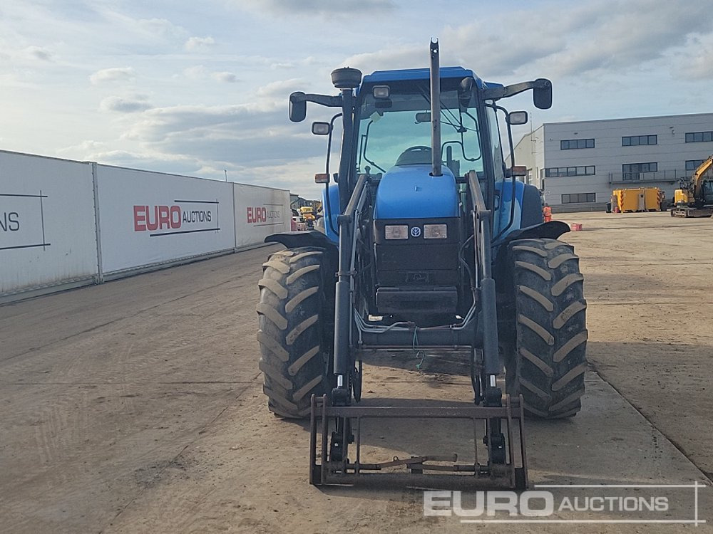 Трактор New Holland TS110: фото 8