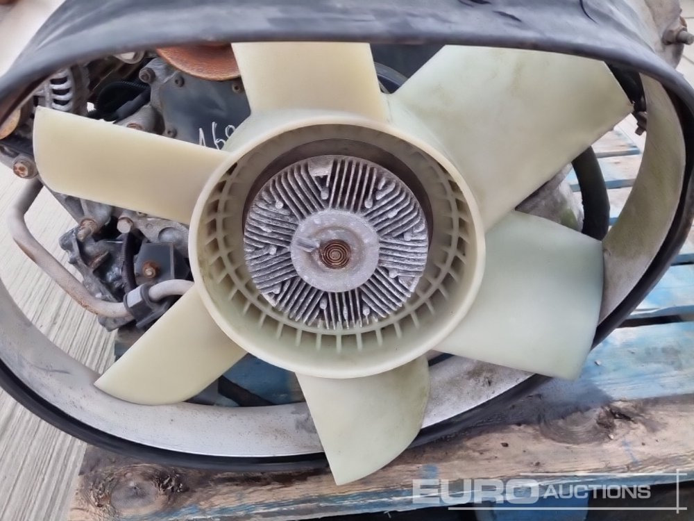 Двигатель Renault 4 Cylinder Engine: фото 9