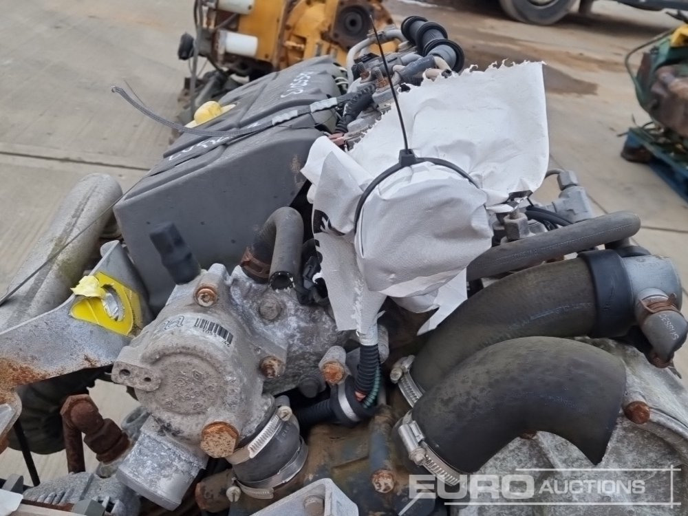 Двигатель Renault 4 Cylinder Engine: фото 11