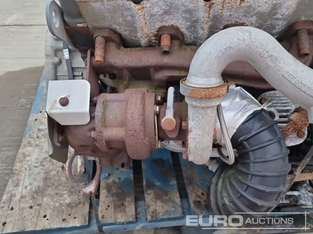 Двигатель Renault 4 Cylinder Engine: фото 17